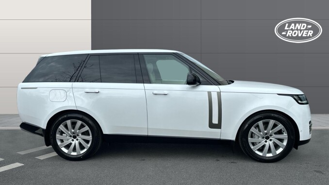 Land Rover Range Rover 3.0 D350 SE 4dr Auto Diesel Estate - Image 5